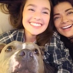 Your Posher Catherine selling clothes & shoes👗👠❤